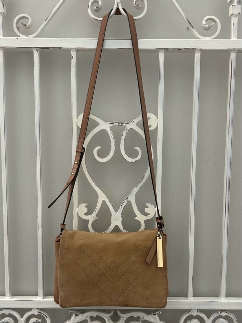 Vince Camuto Suede Leather Crossbody Organizer Bag Camel Tan - Picture 2 of 10